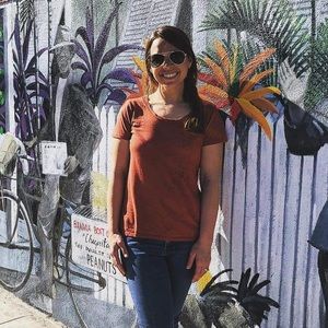 Meet your Posher, Stephanie